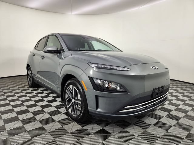 Certified 2023 Hyundai Kona SEL w/ Cargo Package AWD/4WD image 7