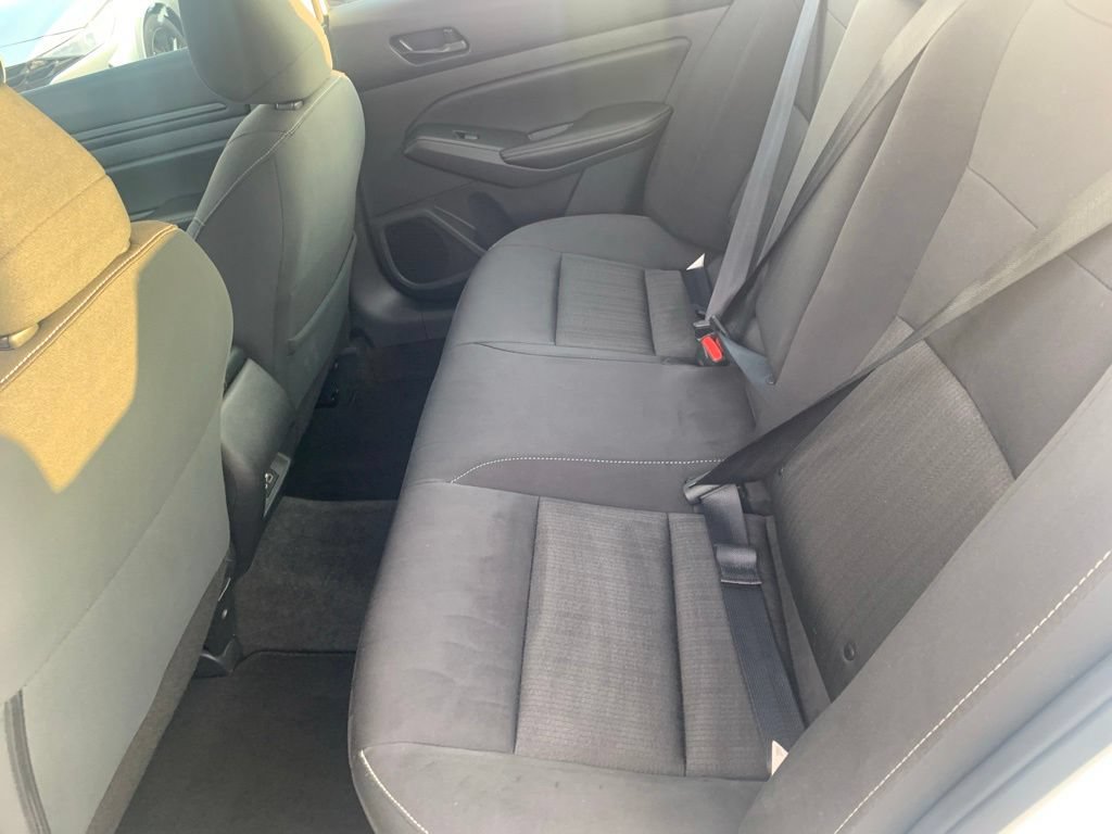 Used 2025 Nissan Altima 2.5 SV FWD image 26
