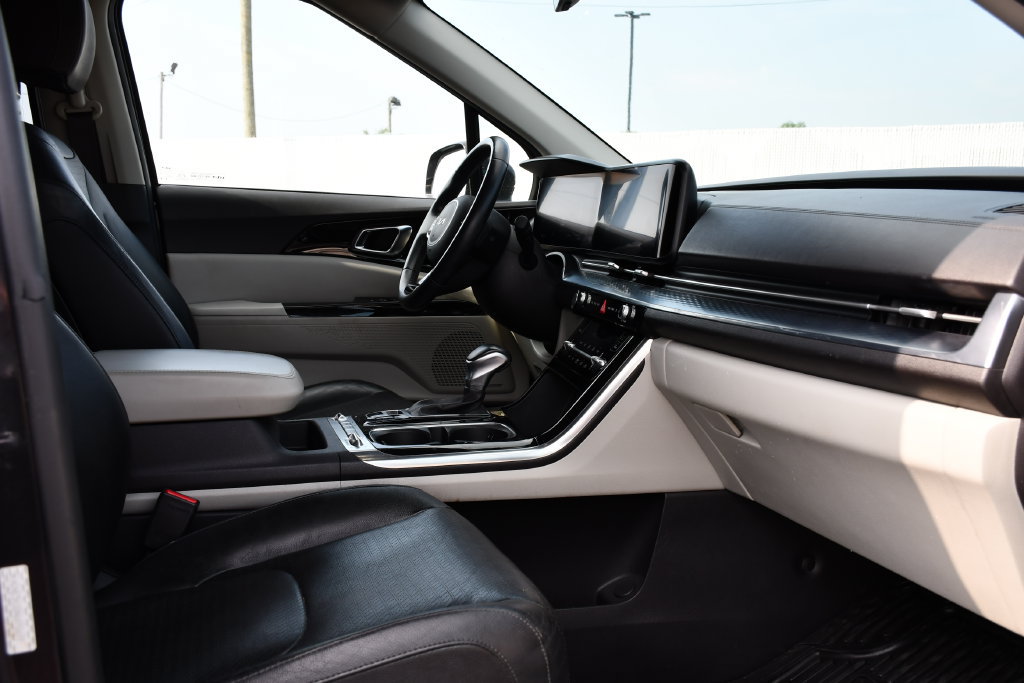 Used 2022 Kia Carnival SX Prestige FWD image 35