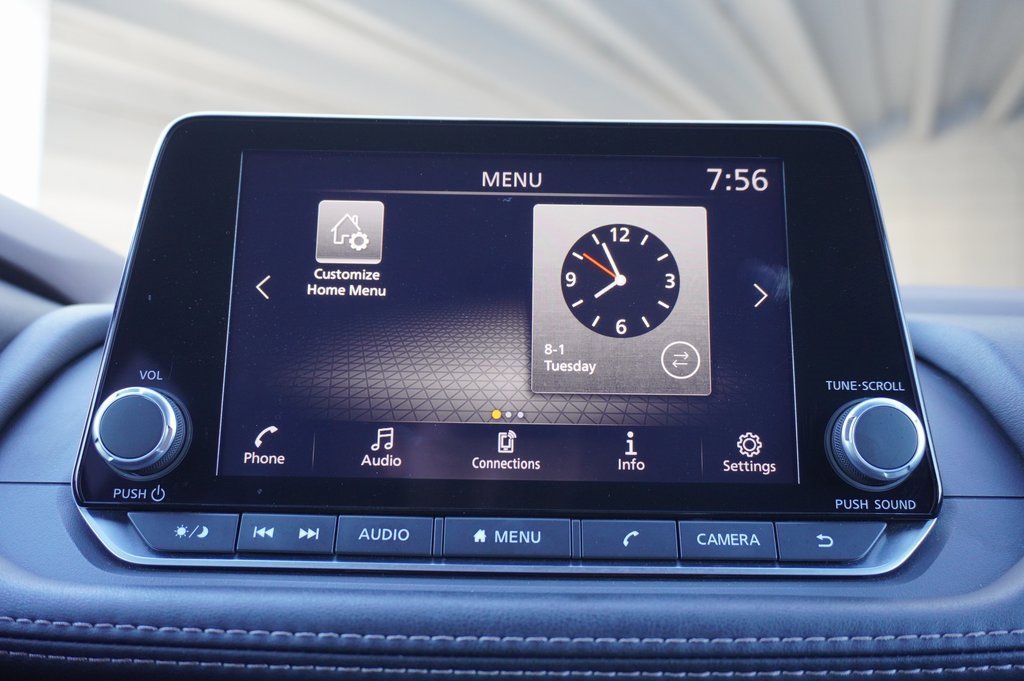 Used 2023 Nissan Rogue S image 14