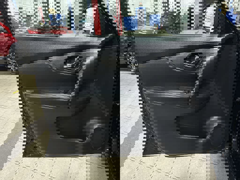 Used 2016 Nissan Rogue SL image 29