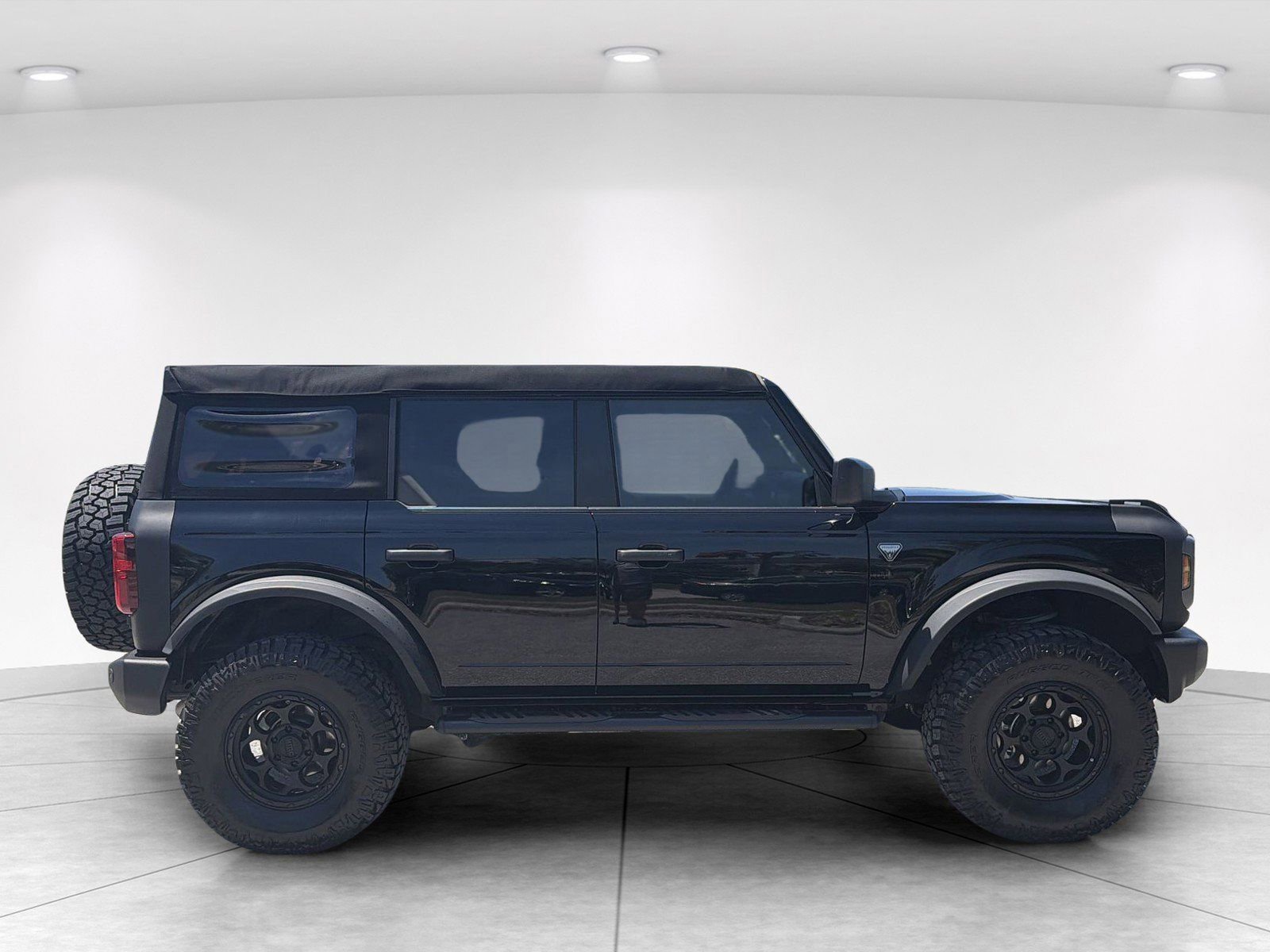 Used 2023 Ford Bronco Big Bend image 3