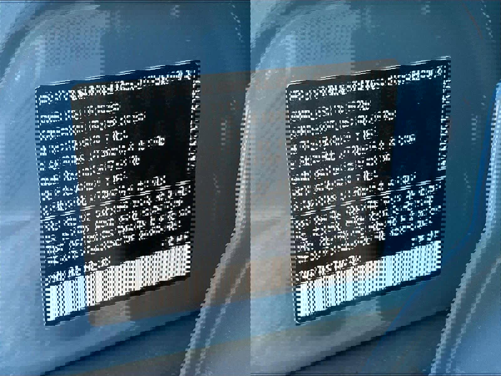 New 2026 Volkswagen Tiguan SE R-Line image 17