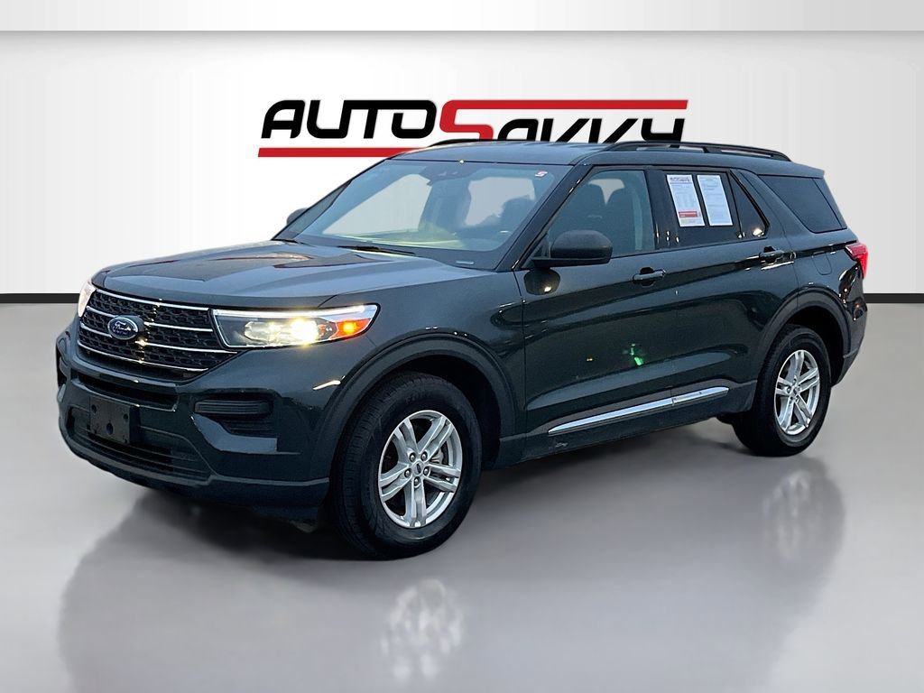 Used 2022 Ford Explorer XLT image 3