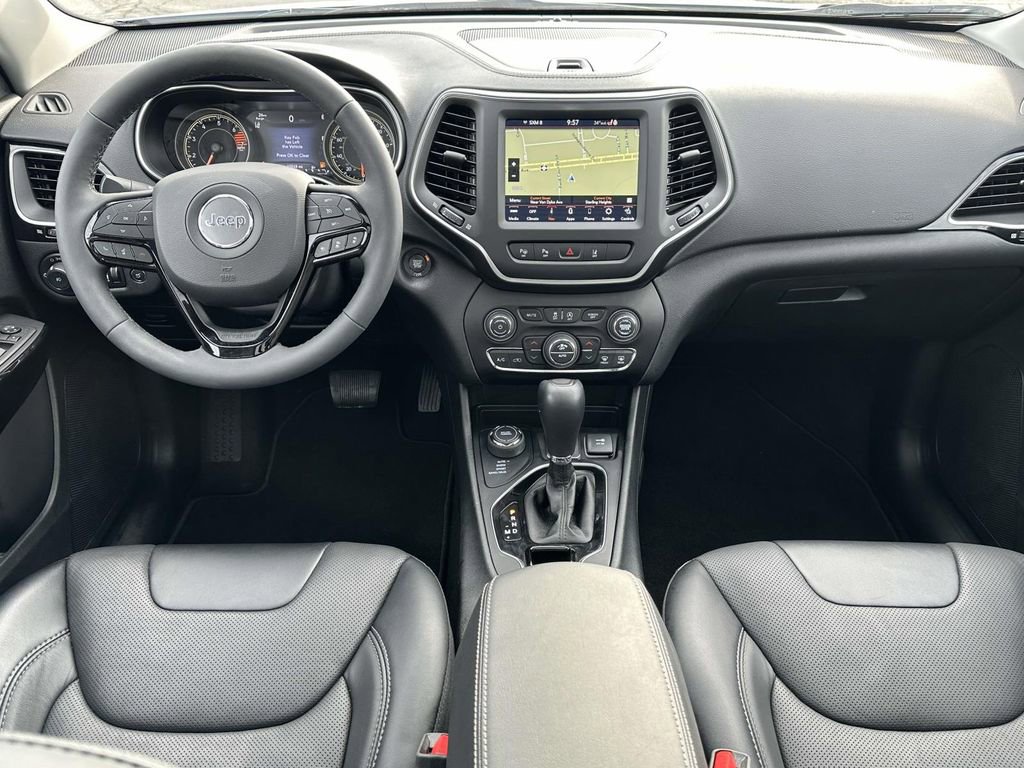 Used 2023 Jeep Cherokee Altitude Lux w/ Lux Elite Package image 13