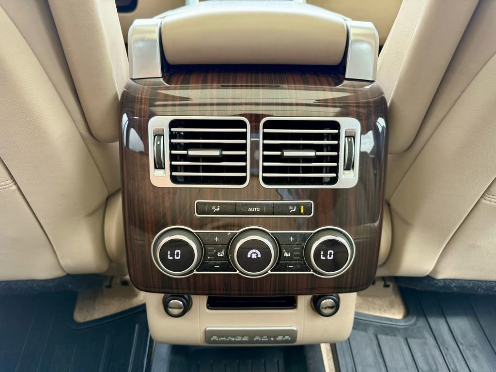 Used 2014 Land Rover Range Rover Supercharged image 32