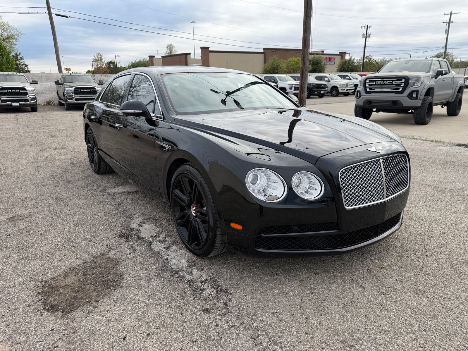 Used 2018 Bentley Flying Spur V8 image 9
