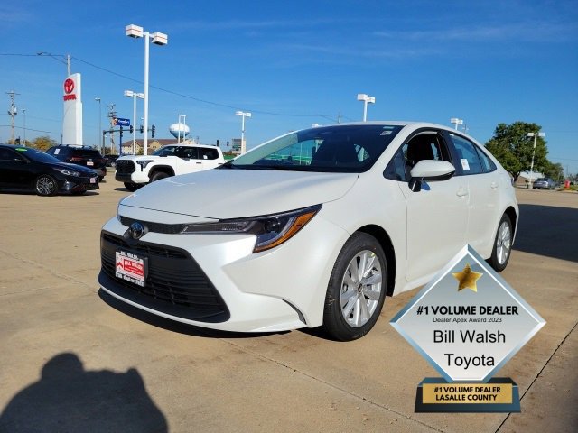 New 2026 Toyota Corolla LE image 2