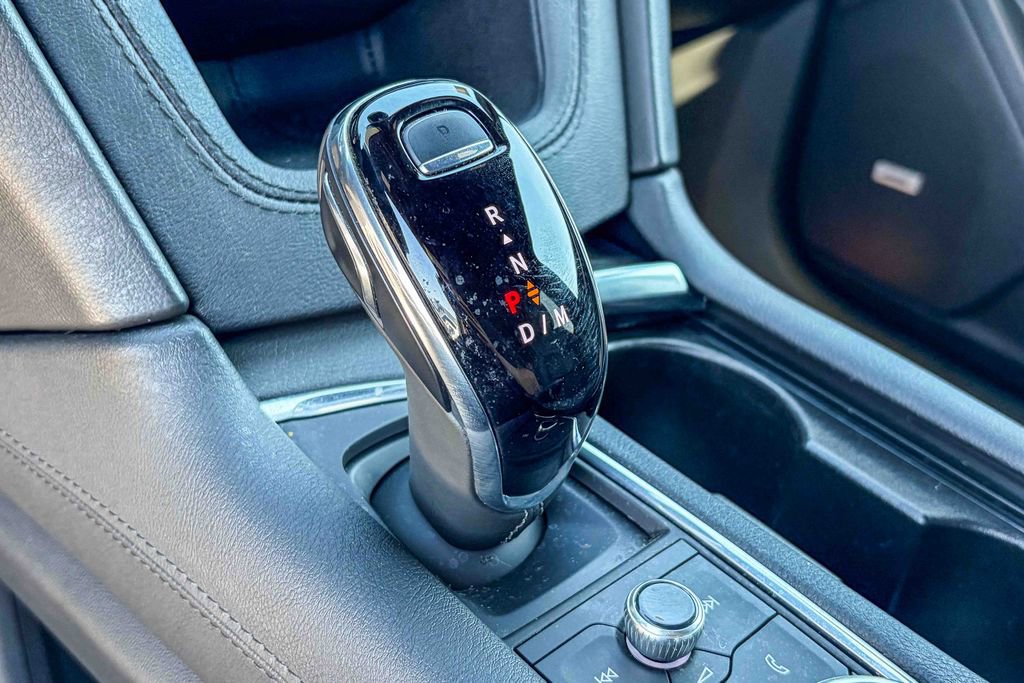 Used 2023 Cadillac XT6 Luxury image 40