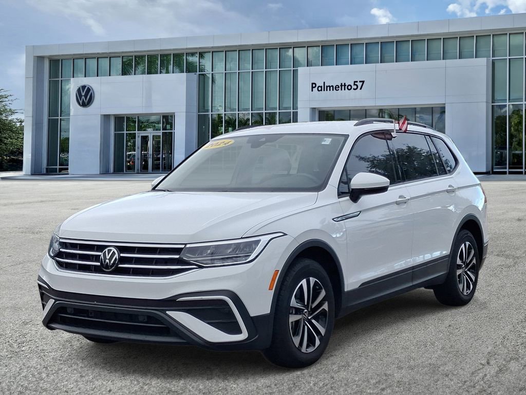 Used 2024 Volkswagen Tiguan S image 3