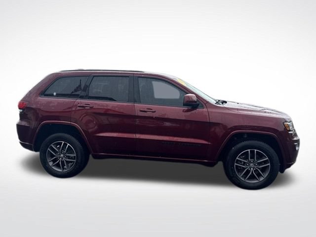 Used 2021 Jeep Grand Cherokee Laredo X AWD/4WD image 2