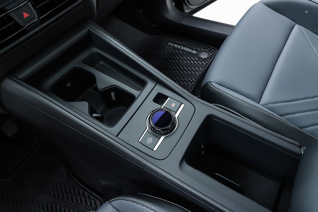 New 2026 Volkswagen Tiguan SE image 24