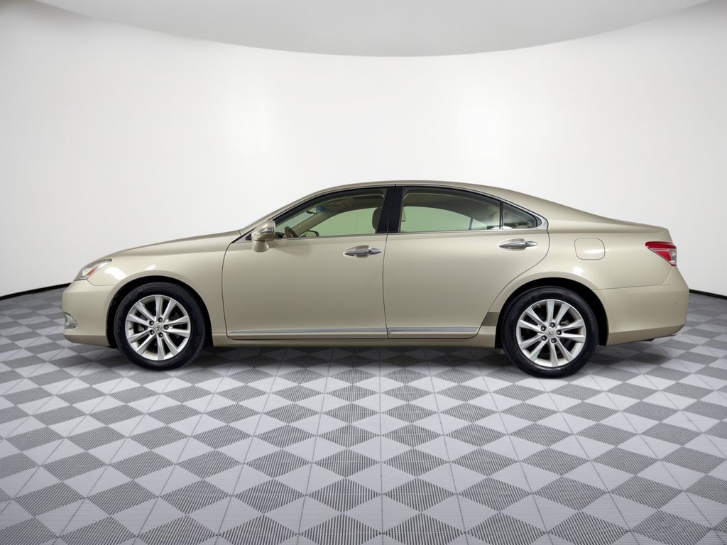 Used 2012 Lexus ES 350 FWD image 2