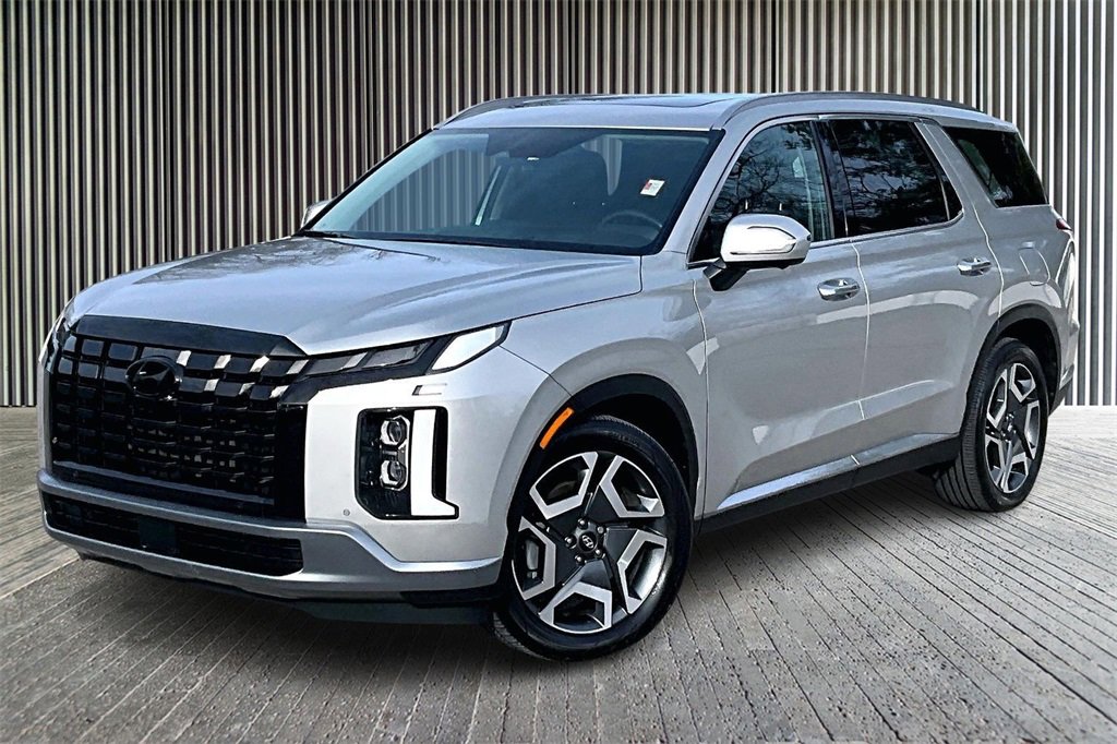 Used 2024 Hyundai Palisade Limited image 11