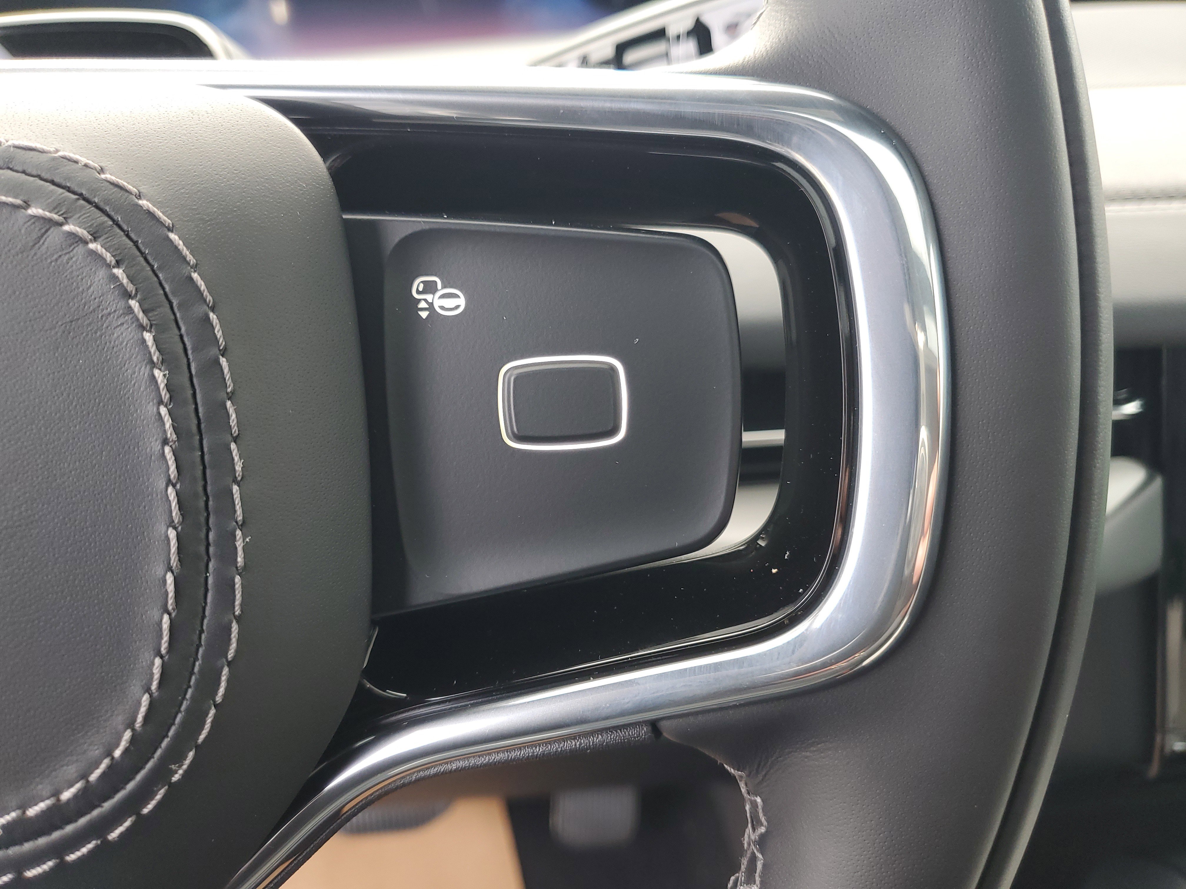 New 2025 Lincoln Navigator L Reserve w/ Jet Appearance Package image 18