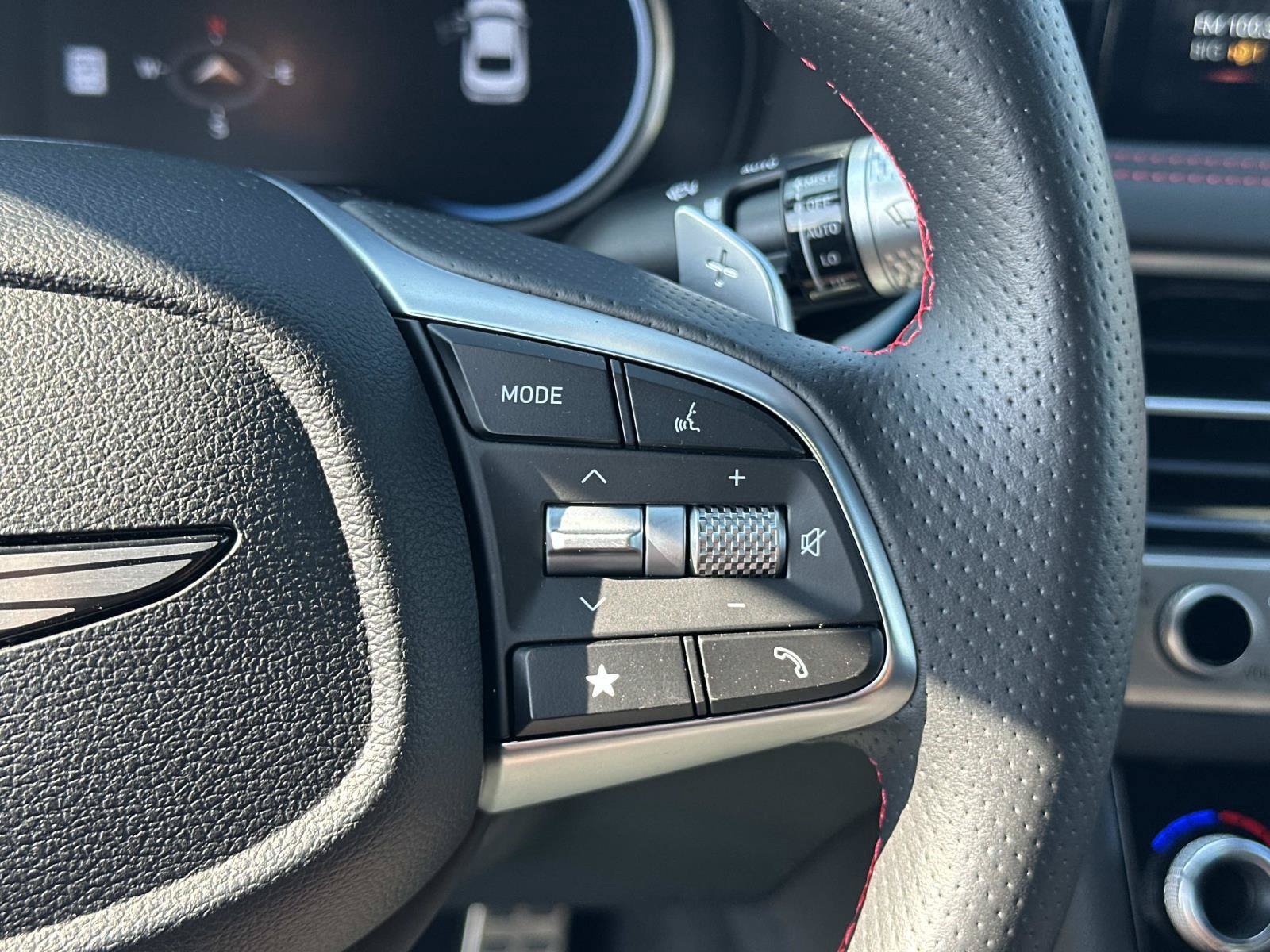 Used 2025 Genesis G70 3.3T Advanced AWD/4WD image 21