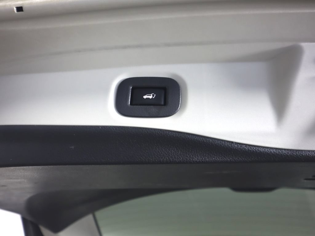Used 2019 Nissan Rogue SL w/ Premium Package AWD/4WD image 22