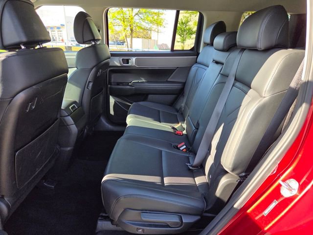 Used 2025 Hyundai Santa Fe SEL FWD image 11