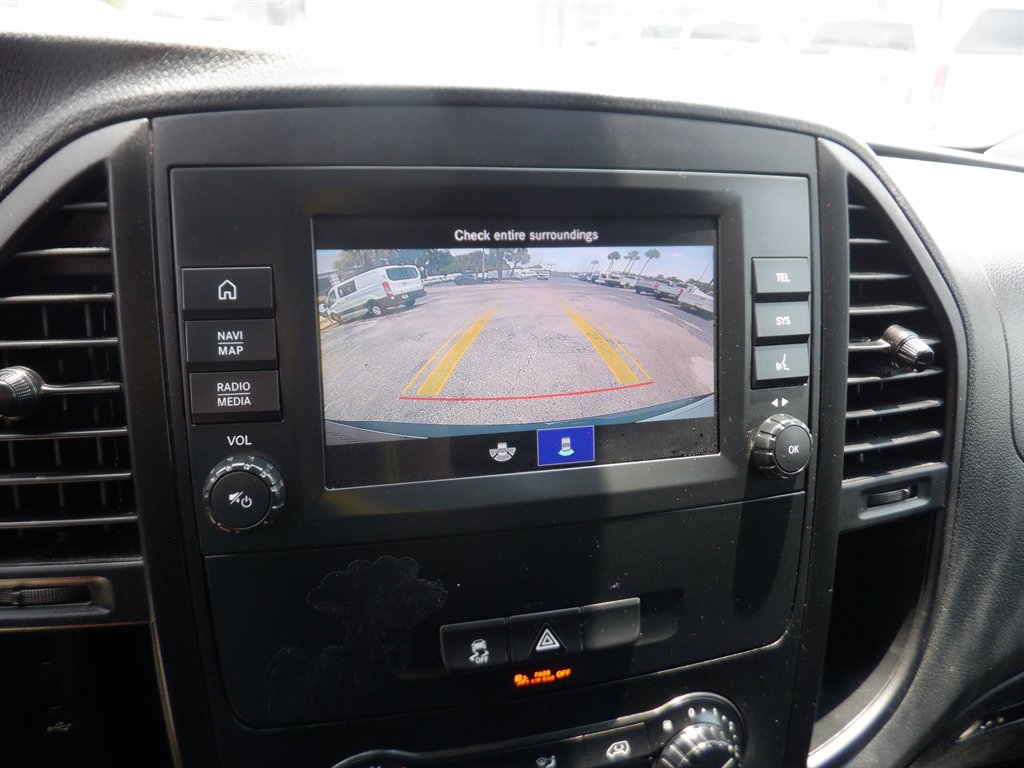 Used 2023 Mercedes-Benz Metris image 17