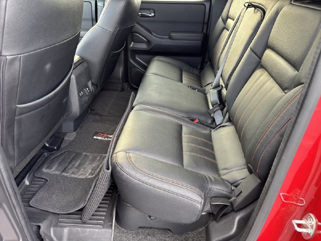 Used 2022 Nissan Frontier PRO-4X AWD/4WD image 12