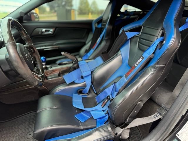 Used 2016 Ford Mustang GT w/ GT Performance Package RWD image 29