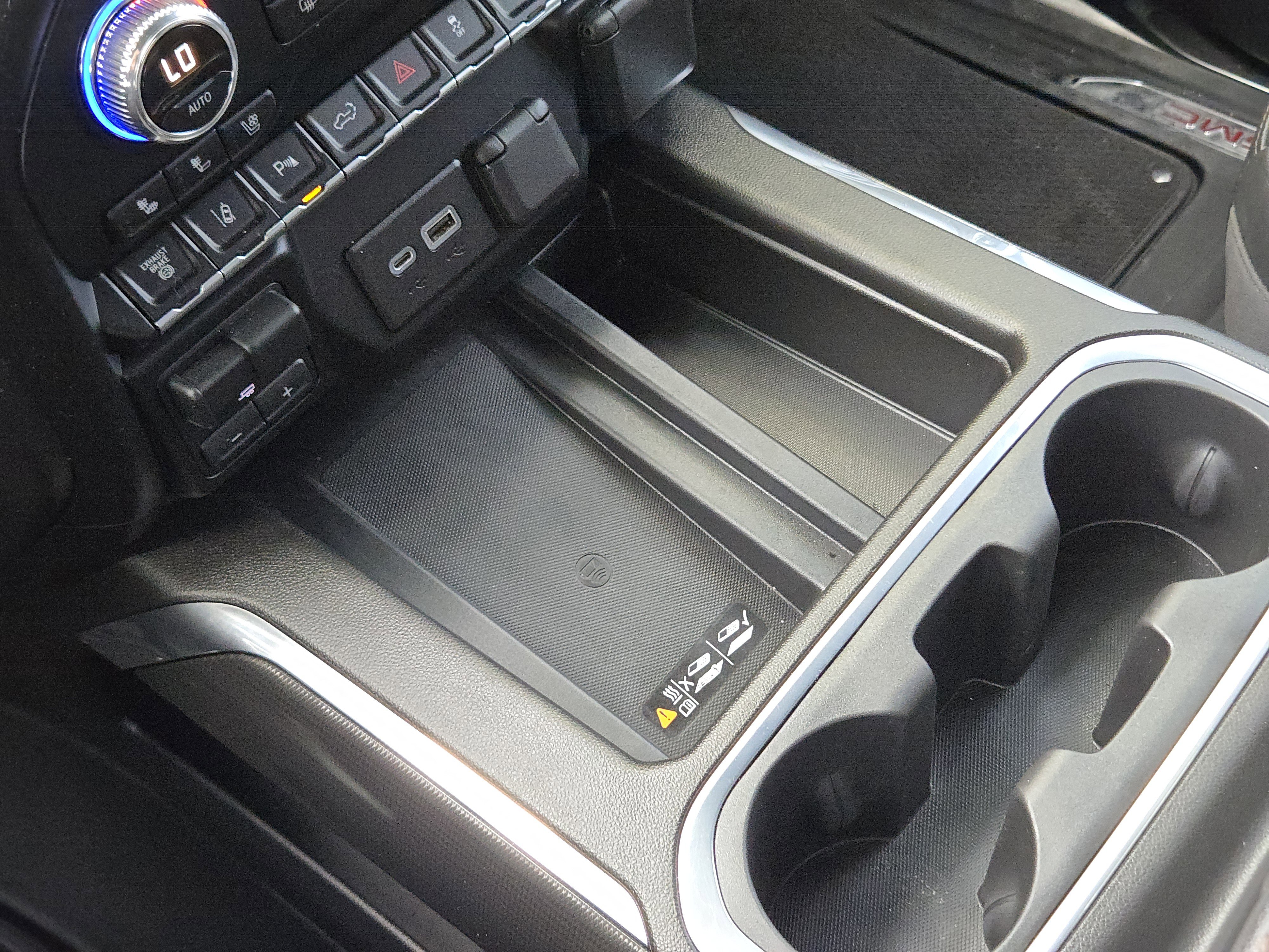 Used 2022 GMC Sierra 2500 AT4 w/ AT4 Premium Plus Package image 21