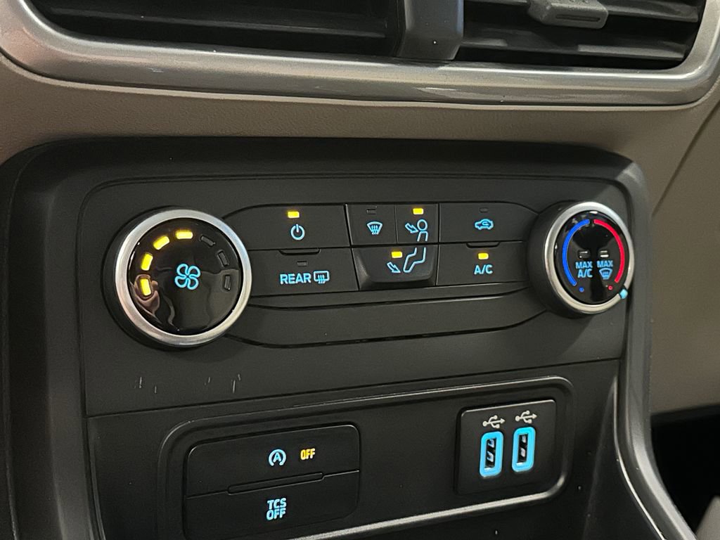 Used 2022 Ford EcoSport S AWD/4WD image 14