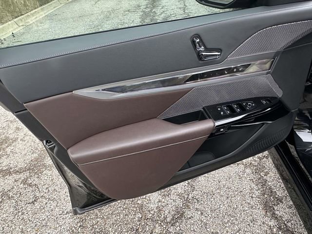 Certified 2023 BMW i7 xDrive60 image 23