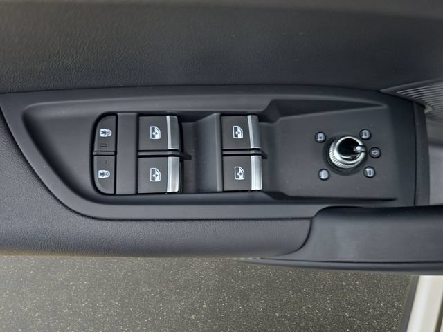 Used 2023 Audi Q5 2.0T Premium Plus AWD/4WD image 31