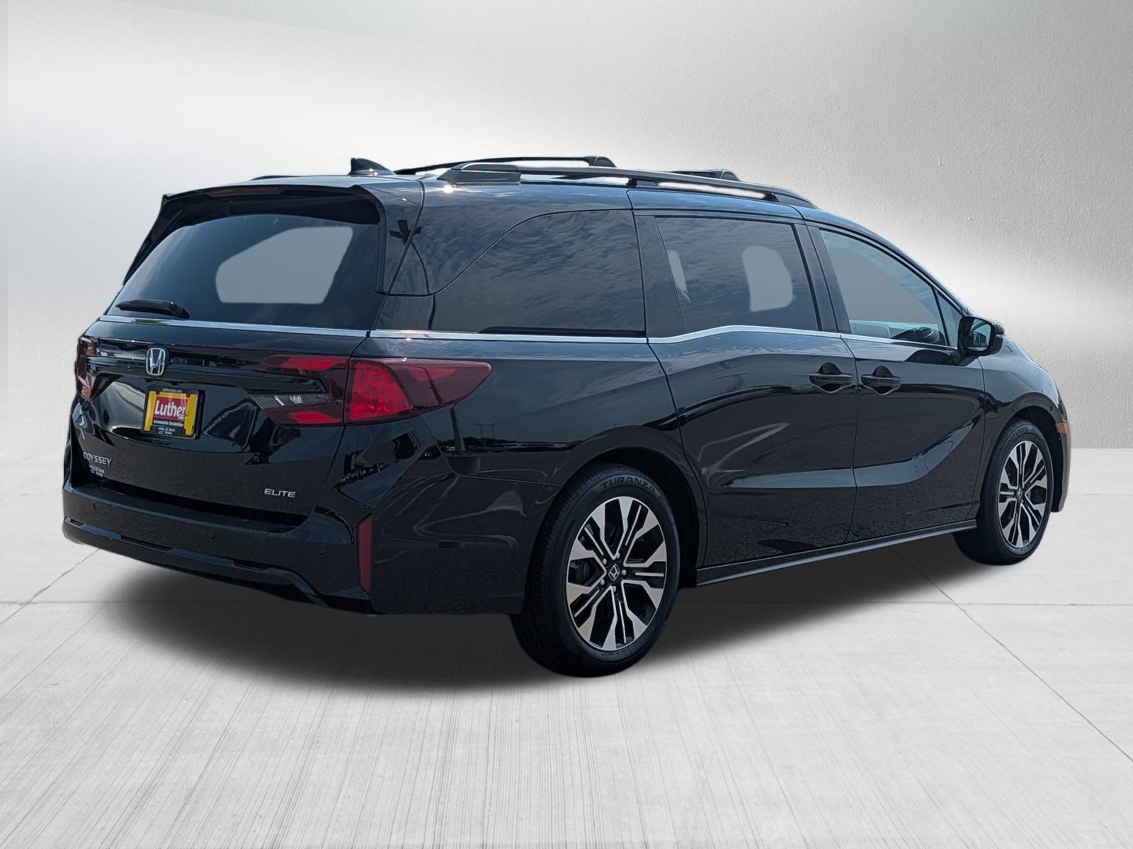Used 2026 Honda Odyssey Elite image 7