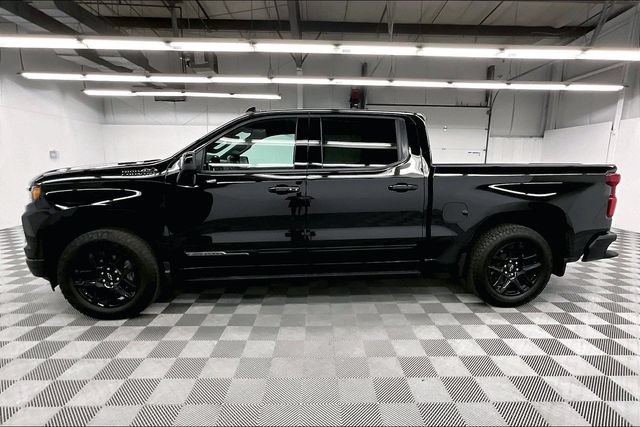 Used 2026 Chevrolet Silverado 1500 High Country w/ Midnight Edition AWD/4WD image 14