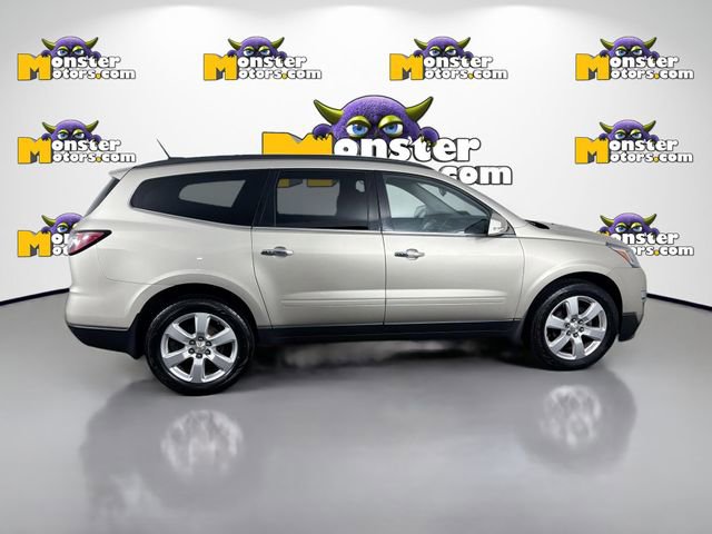 Used 2017 Chevrolet Traverse LT w/ Style and Technology Package AWD/4WD image 4