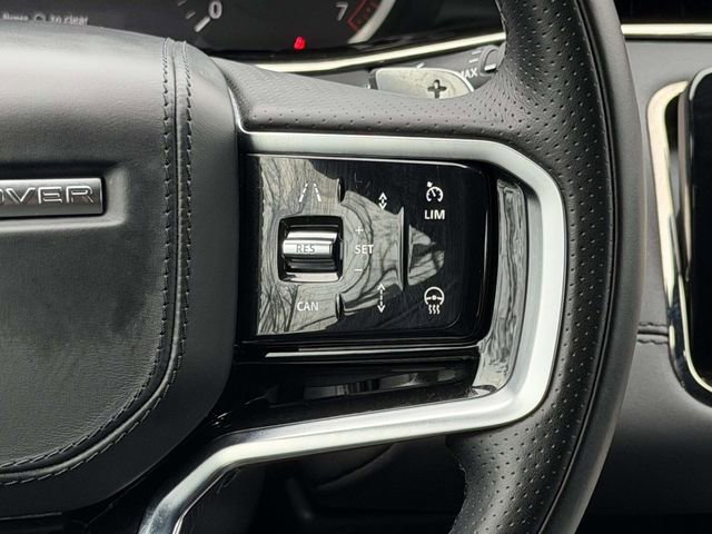 Used 2023 Land Rover Range Rover Evoque R-Dynamic SE image 19