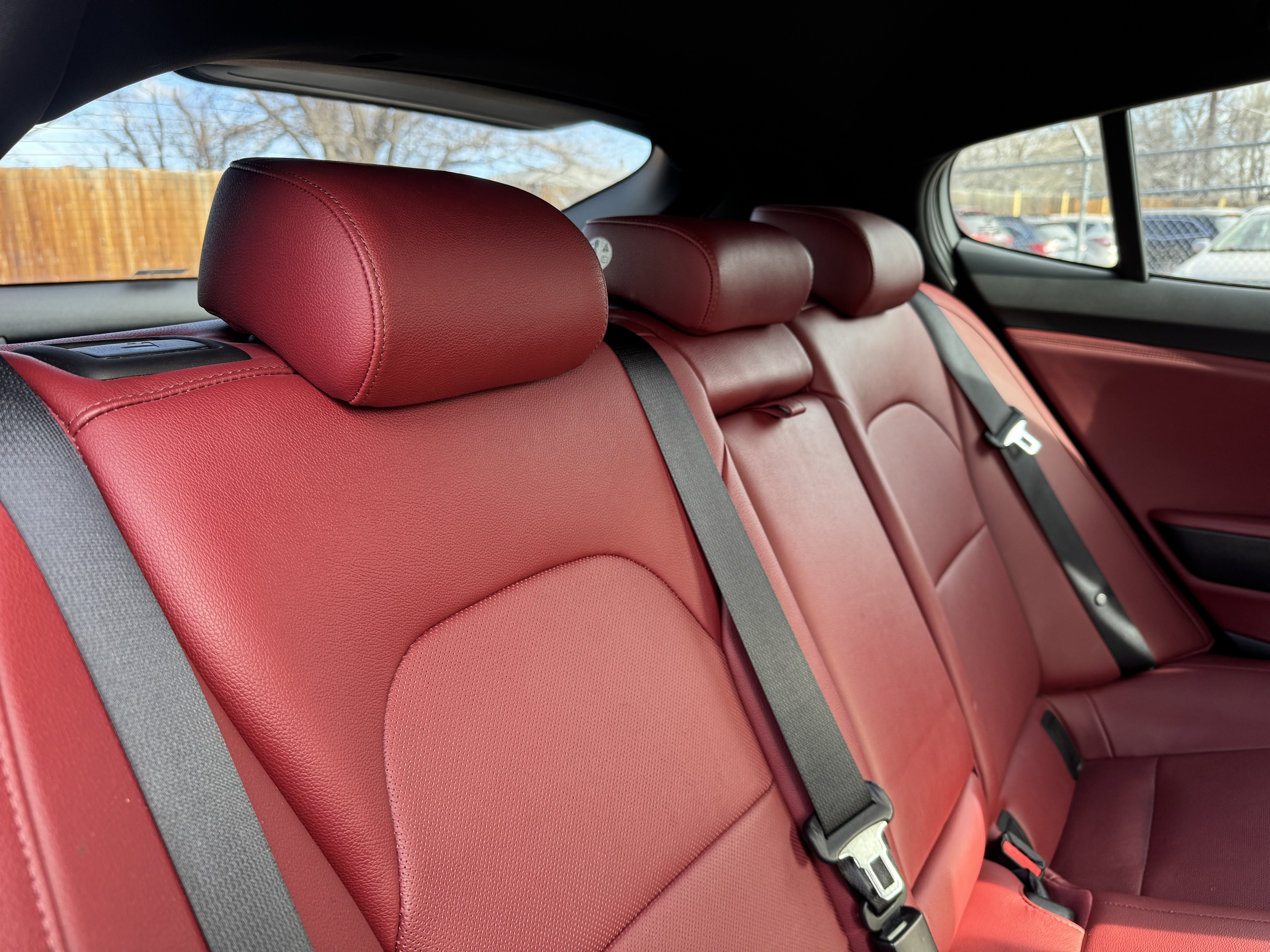 Used 2018 Kia Stinger GT1 image 19