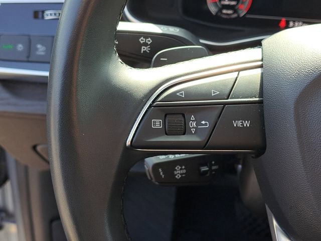 Used 2022 Audi Q8 Premium Plus image 10