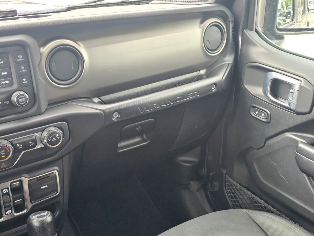 Used 2018 Jeep Wrangler Unlimited Sport S image 18