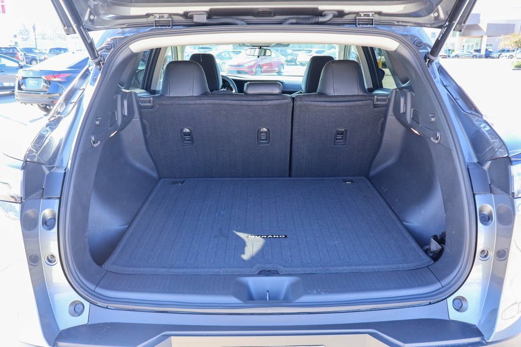 Certified 2025 Nissan Murano SV image 24