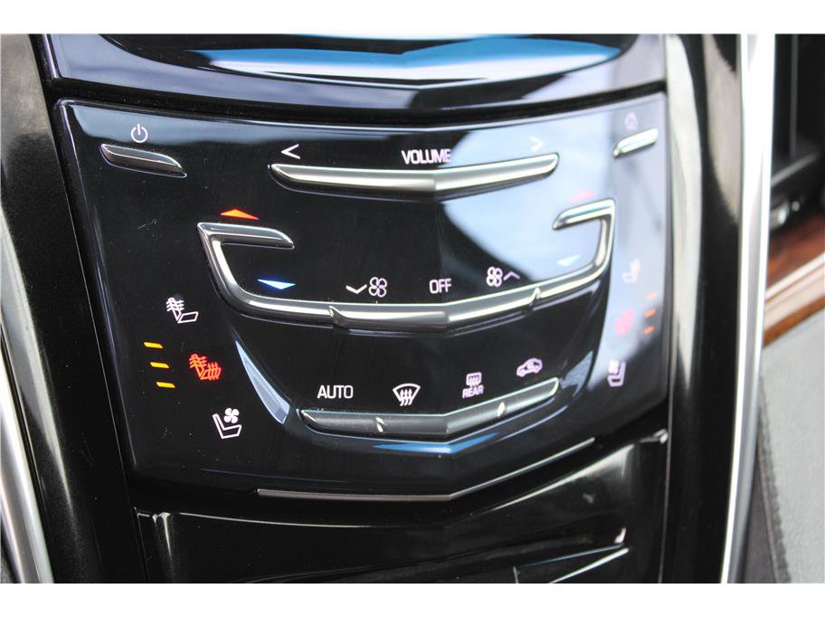 Used 2016 Cadillac Escalade ESV Luxury image 31