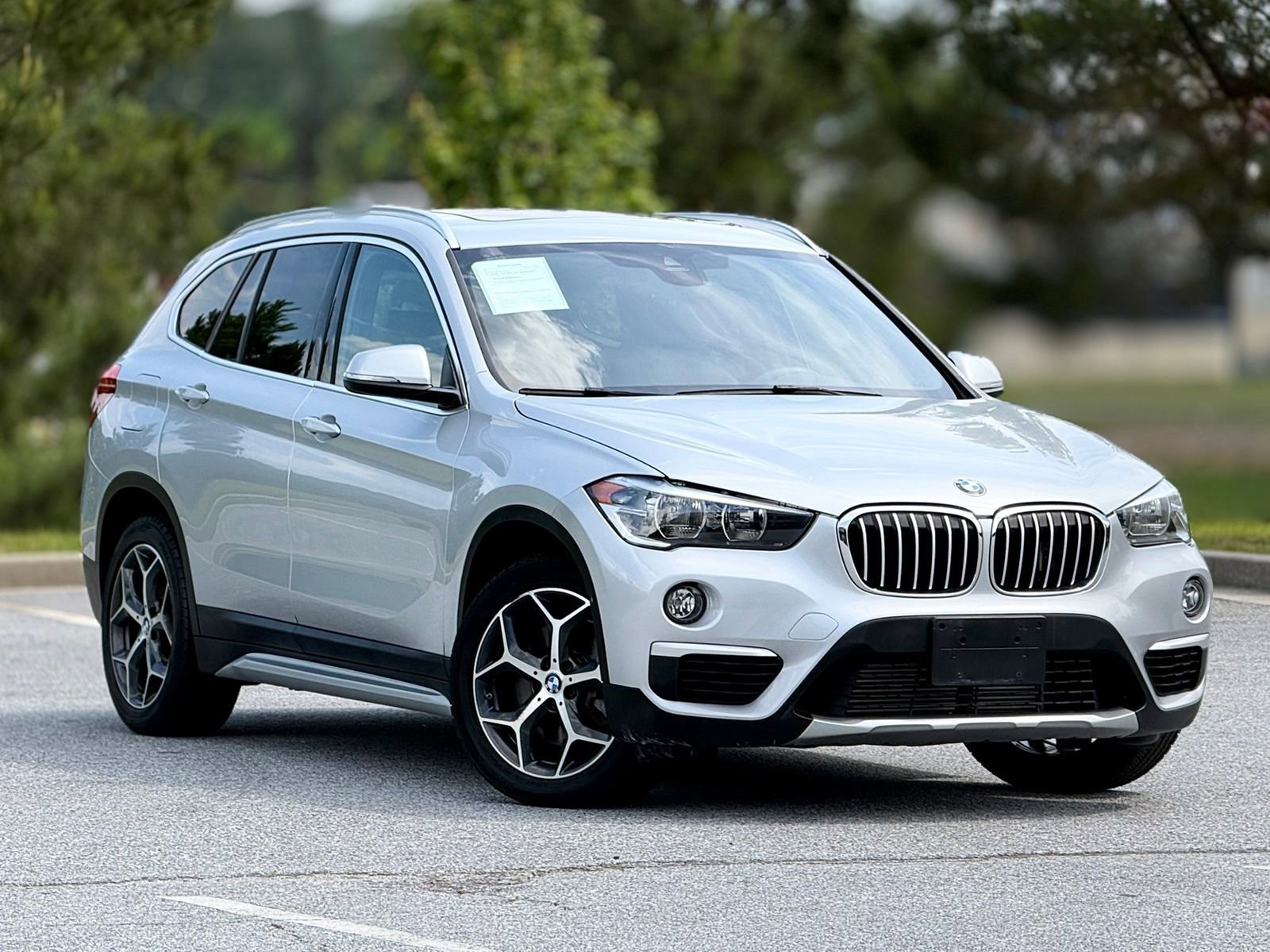 Used 2018 BMW X1 xDrive28i w/ Convenience Package AWD/4WD image 13