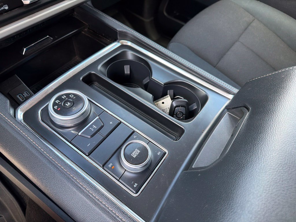 Used 2023 Ford Expedition XL AWD/4WD image 28