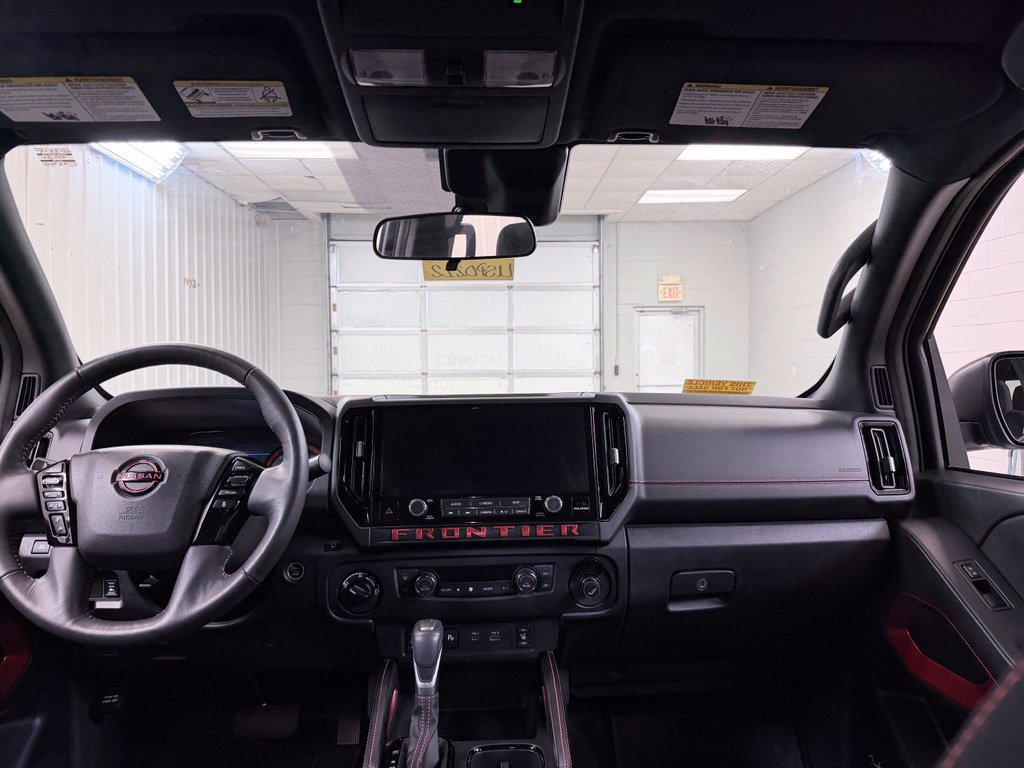 Used 2025 Nissan Frontier PRO-4X w/ Pro Convenience Package AWD/4WD image 29