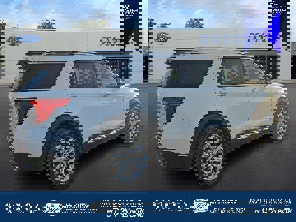 Certified 2024 Ford Explorer Platinum w/ Technology Package image 4