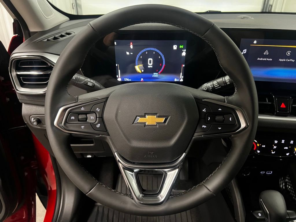 New 2026 Chevrolet TrailBlazer LT w/ LT Cold Weather Package FWD image 16