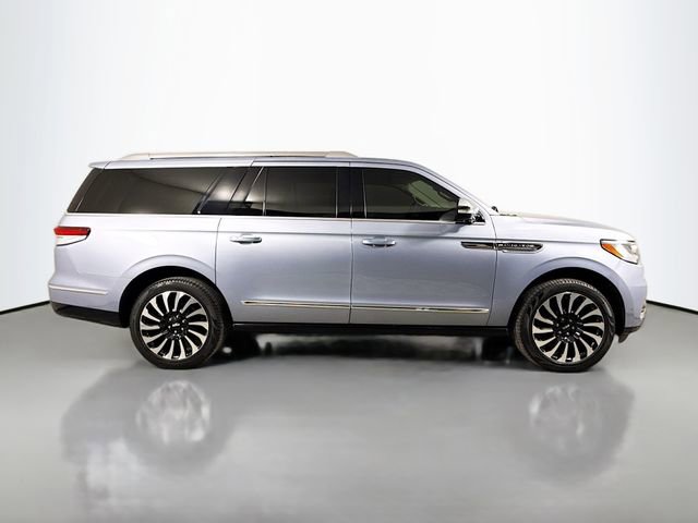 Used 2023 Lincoln Navigator L Black Label AWD/4WD image 4