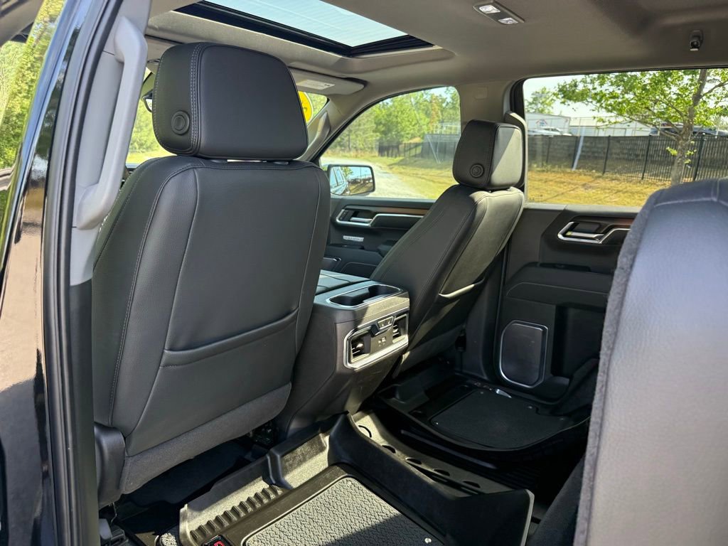 Used 2025 GMC Sierra 1500 Denali w/ Denali Reserve Package AWD/4WD image 29
