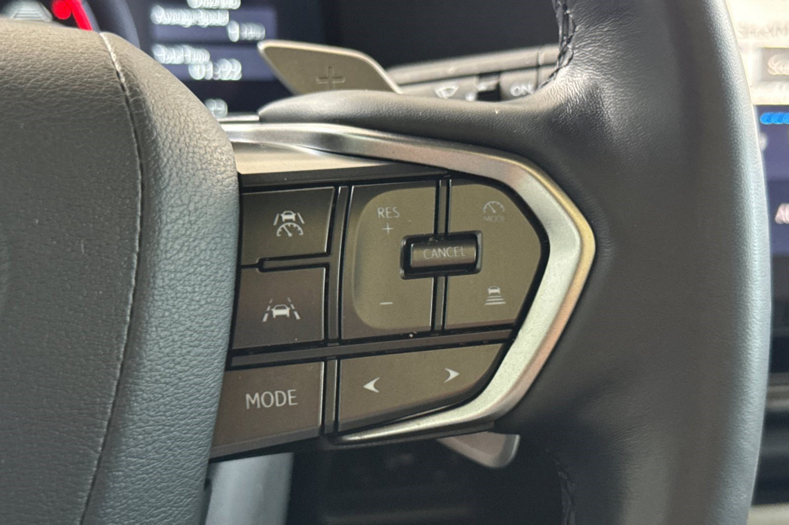Certified 2024 Lexus GX 550 w/ Accessory Package (31) AWD/4WD image 33