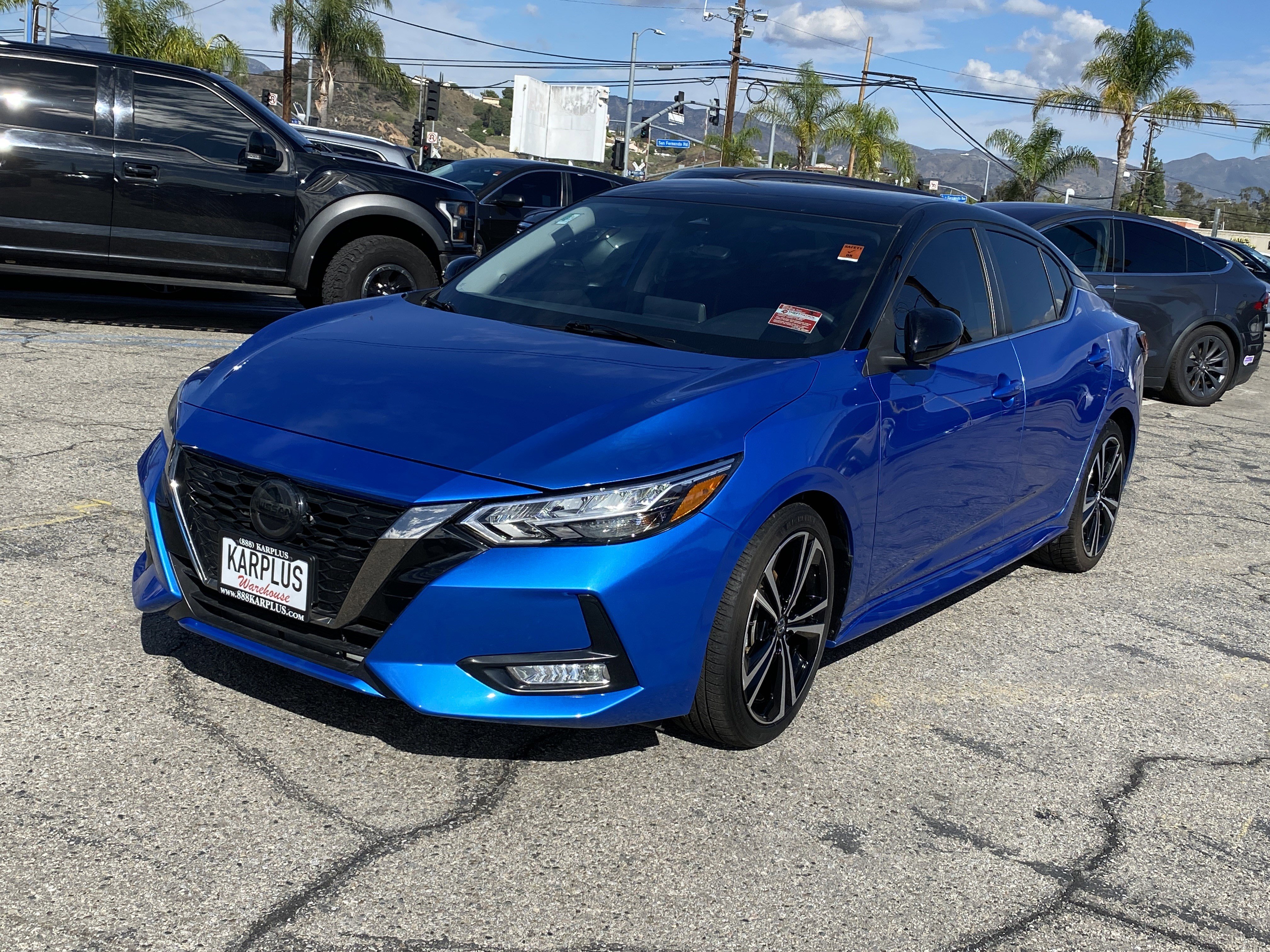 Used 2023 Nissan Sentra SR image 2