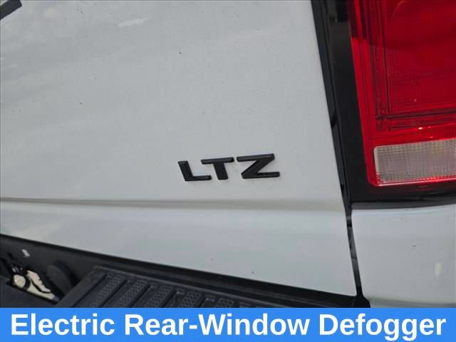 Used 2025 Chevrolet Silverado 2500 LTZ w/ LTZ Premium Package AWD/4WD image 18