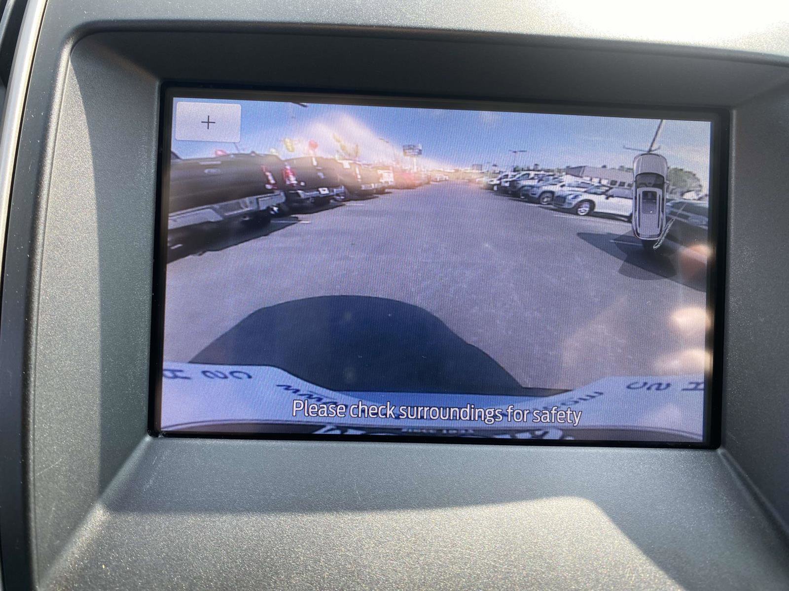 Used 2020 Ford Edge SEL FWD image 25