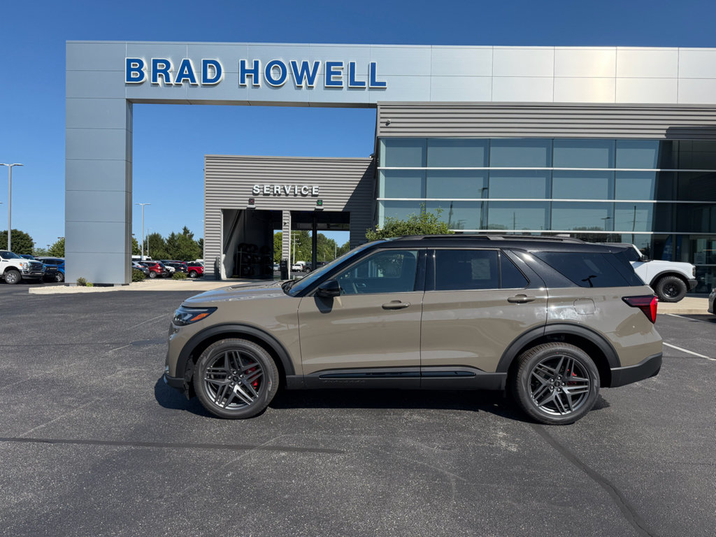 New 2026 Ford Explorer ST w/ Sun And Sound Package